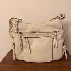 Bueno Pearl Adjustable Bag